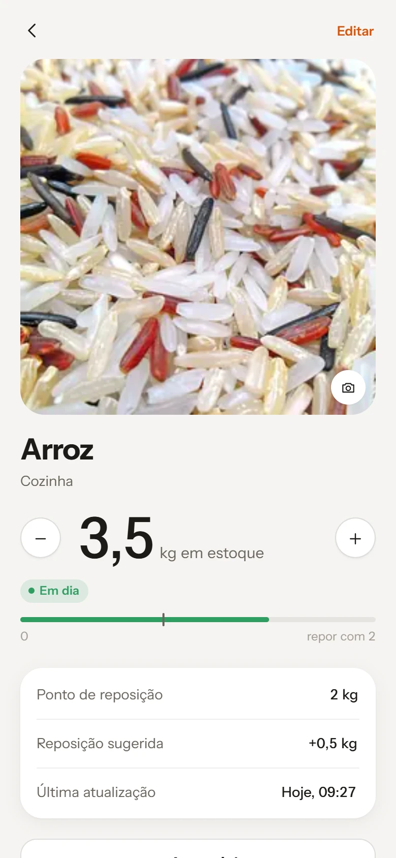 Ecrã de um produto: Arroz, na cozinha, 3,5 kg em estoque, em dia, com ponto de reposição de 2 kg